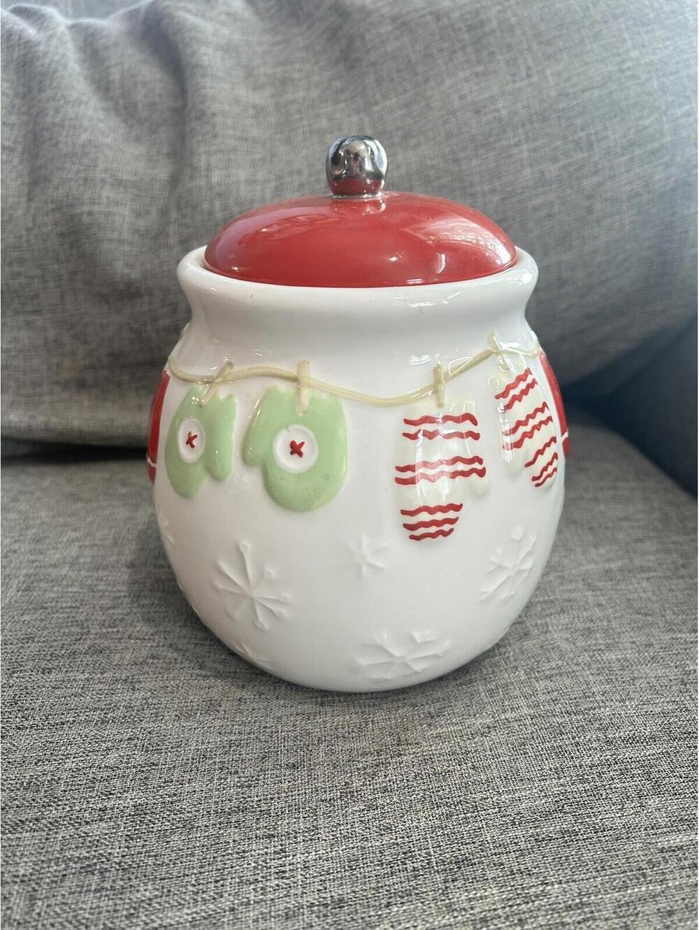 Hallmark Cookie Jar Small Ceramic Round Mittens Red Lid Christmas Winter Holiday